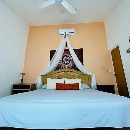 Villa Los Duendes Cancun Exterior photo